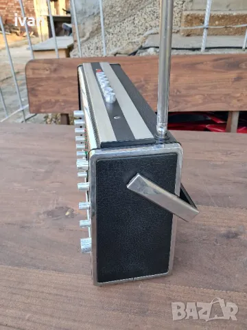 Радиоприемник. Радиоприемник.Grundig Luxus boy, снимка 2 - Радиокасетофони, транзистори - 50090065