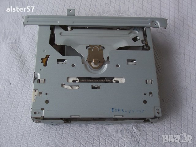 СД механизъм за cd player Sony CDX-S2050, снимка 2 - Аксесоари и консумативи - 40496504