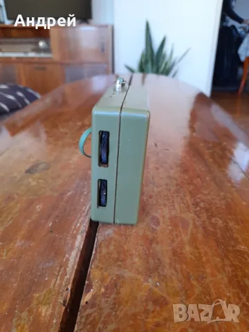 Старо радио,радиоприемник HTE, снимка 2 - Антикварни и старинни предмети - 47971462