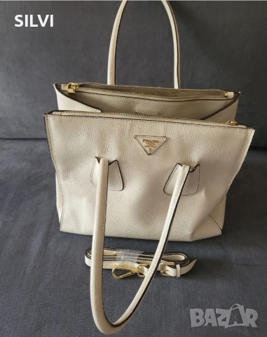 Чанта от естествена кожа Prada