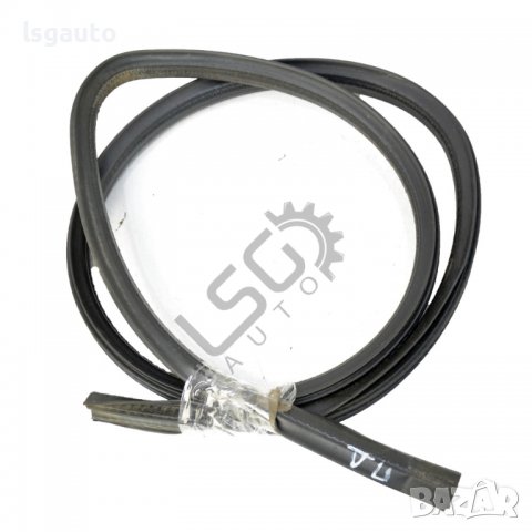 Уплътнение предна дясна врата Nissan Micra (K12)(2003-2010) ID:92562