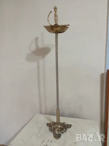 Паркетен пепелник - шпага