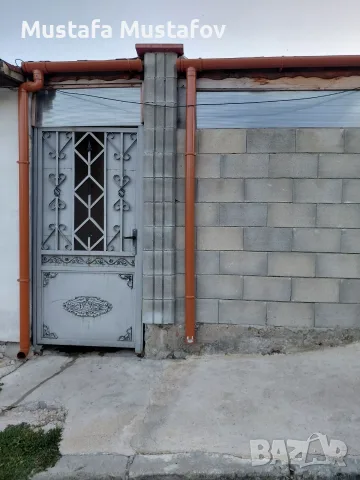 Продавам самостоятелна, просторна къща намираща се в кв. Аспарухово гр. Варна, снимка 3 - Къщи - 56028282