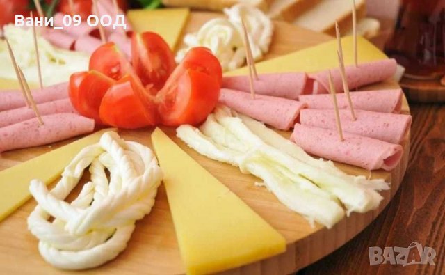 Въртящо се дървено плато за сервиране, снимка 3 - Аксесоари за кухня - 31843177