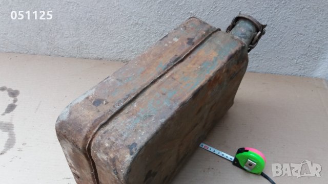 Масивна метална туба за гориво - 10 литра , снимка 8 - Антикварни и старинни предмети - 31051663