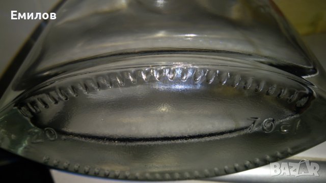 Винтидж бутилки, по 1 литър, снимка 4 - Други - 41811019