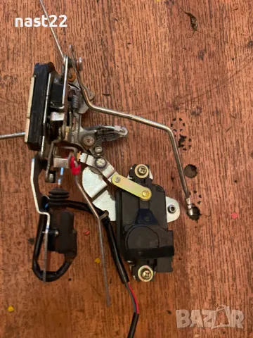 Електрическа дясна брава за Сузуки Витара-къса база, снимка 2 - Части - 49624649