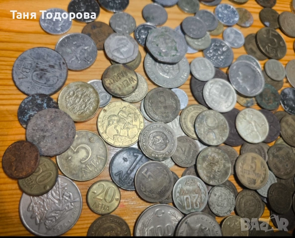 Стари монети и банкноти в стара дървена кутия, снимка 8 - Колекции - 54033124