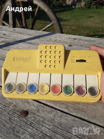 Стара музикална играчка Laura, снимка 3 - Сватбени рокли - 29509408