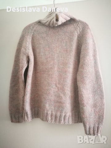 Вълнено плътно дамско поло, пуловер. Размер М, снимка 1 - Блузи с дълъг ръкав и пуловери - 29222305