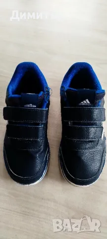 Детски маратонки Adidas, снимка 4 - Детски маратонки - 50311914