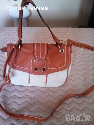 Дамски чанта. Много добро състояние. 