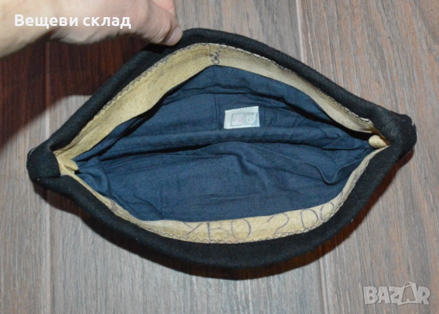 Флотско зимно кепе пилотка на ВМС, снимка 2 - Антикварни и старинни предмети - 53270585
