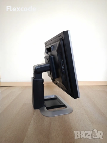 Монитор HP LP1965 19', снимка 4 - Монитори - 53299319