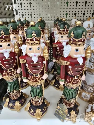 коледни фигурки 