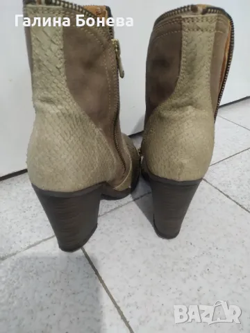 Боти, снимка 2 - Дамски боти - 47764336