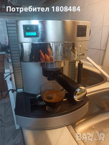 Кафе машина Саеко с ръкохватка с крема диск, работи много добре , снимка 3 - Кафемашини - 38126195