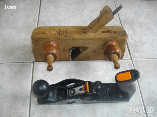 Ново STANLEY-RB10-ENGLAND-260мм-Нож 50мм/Ново Българско Профилно Ренде с Дървени Винтове Реглаж-2Нож, снимка 2 - Други инструменти - 39978584