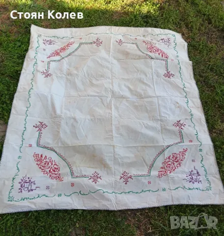 стари ръчно бродирани кърпички , снимка 12 - Антикварни и старинни предмети - 50036695