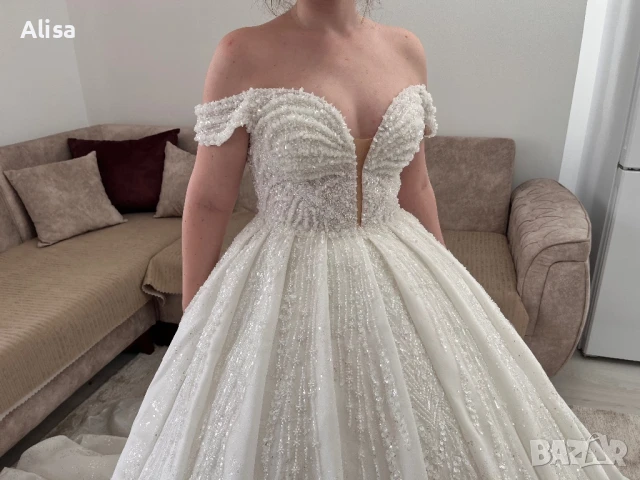 Булчинска рокля тип роял с камъни и мъниста, снимка 6 - Сватбени рокли - 50493467