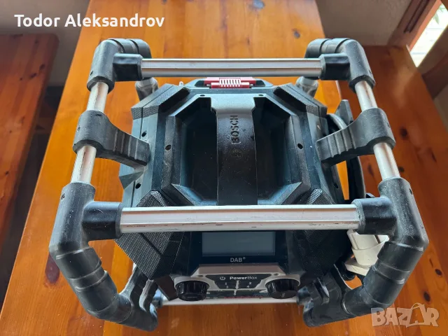 Радио  Bosch  GPB 18v -5CN, снимка 2 - Други инструменти - 56434508