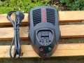 Bosch AL 1130 CV зарядно 10.8/12V, снимка 1