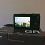 Ricoh GR IIIx с оригинална батерия, зарядно и SD карта, снимка 2