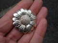 СТАРА ПОСРЕБРЕНА БРОШКА ЦВЕТЕ, снимка 3