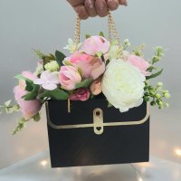 Луксозна чантичка със златисти елементи и цветя, снимка 6 - Подаръци за жени - 40331859