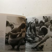 The 1970s: The Hulton Getty Picture Collection ; 70-те години: Колекция от снимки на Хълтън Гети, снимка 11 - Други - 31346762