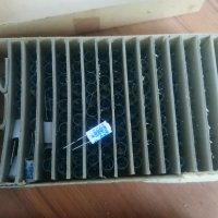  Стари съветски, немски кондензатори неотваряни в оригиналните си кутии и други Ел. компоненти , снимка 9 - Други - 37130265