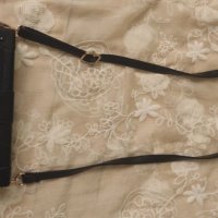 Бутикова дамска черна чанта (елегантна), снимка 8 - Чанти - 44182580
