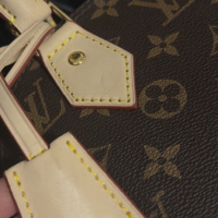 Louis Vuitton чанта, снимка 5 - Чанти - 44774516