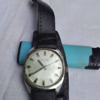 ръчен часовник , снимка 1 - Антикварни и старинни предмети - 36888349