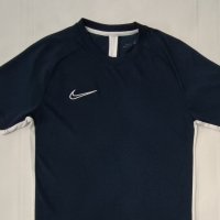 Nike DRI-FIT оригинална тениска S Найк спортна фланелка фитнес , снимка 2 - Спортни дрехи, екипи - 40465886