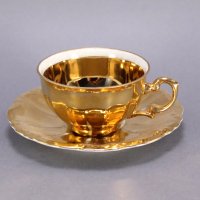 Leni Parbus Сет Позлатена Чаша и чинийка за късо кафе Баварски фин порцелан, снимка 1 - Сервизи - 38416669