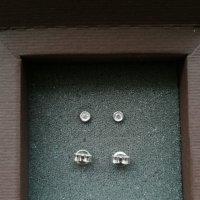 Сребърни обеци с камъни цирконий, снимка 1 - Обеци - 31033847