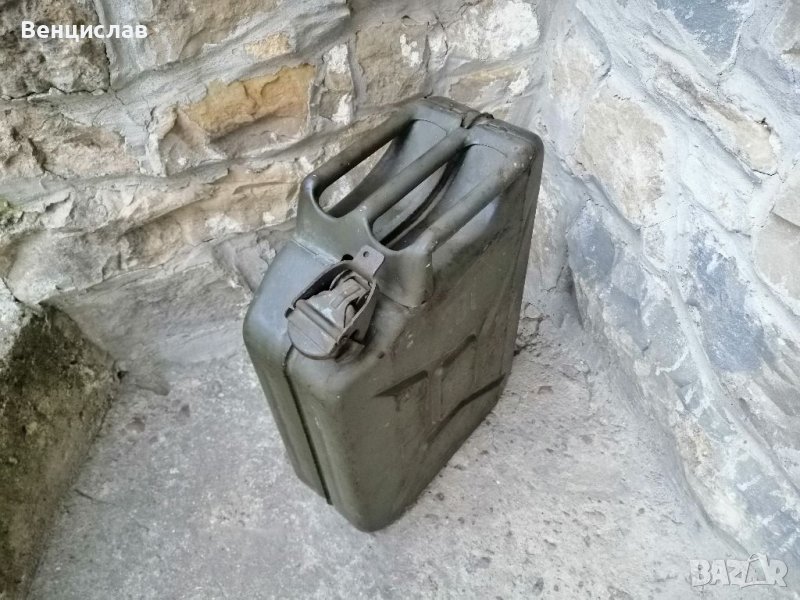 Стара Соц Метална Туба За Гориво / 20 Литра / 1986 г. , снимка 1