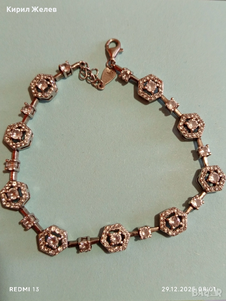 Сребърна гривна обсипана с цирконий който озаряват бижуто с изключителен блясък и сияйност 40565, снимка 1