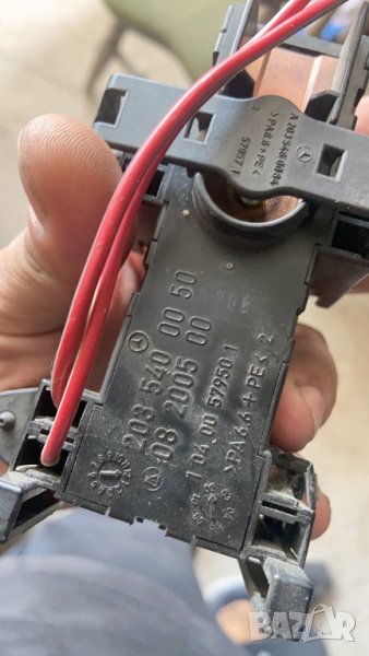 Бушониера мерцедес ц класа w203 цлк w209 , снимка 1