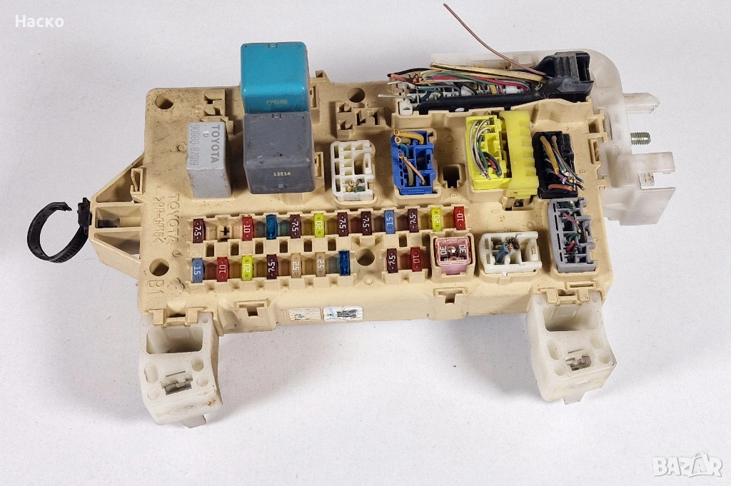 Бушониера Бушонно Табло Модул Toyota Corolla Verso Тойота Корола Версо 89221-0F010, снимка 1