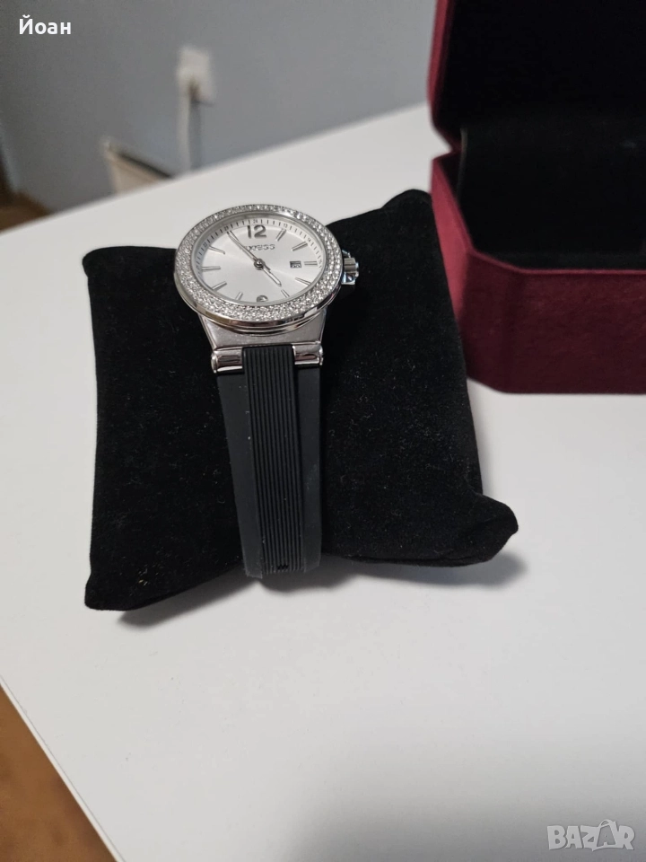 Дамски часовник Exess, снимка 1