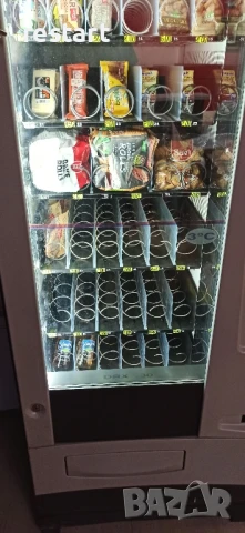 Вендинг автомати за храни и напитки GPE Италия, снимка 2 - Вендинг машини - 50642910