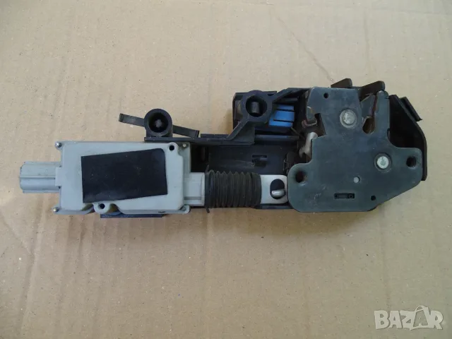 Брава акутатор задна врата Фрилендър 1, brava actuator zadna vrata Land Rover Freelander 1, снимка 2 - Части - 55777682