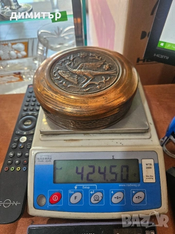 Винтидж медно-месингова кутия за бижута с релефен паун, ръчна изработка, 424 г, снимка 3 - Декорация за дома - 54332232