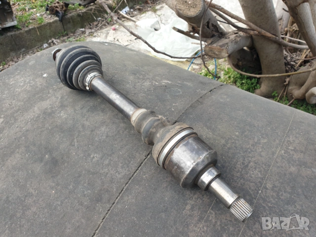 Лява полуоска за Citroen Berlingo Peugeot Partner Xsara Picasso