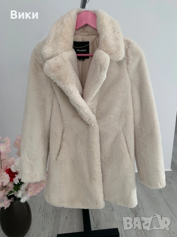 Пухено палто в размер XS, снимка 4 - Палта, манта - 53018959