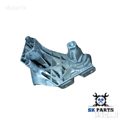 Лапа двигател за Golf 4 / Голф 4 1.9 131кс, снимка 2 - Части - 51177920