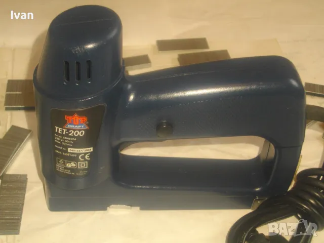 Холандски оригинал ЕЛЕКТРИЧЕСКИ ТАКЕР КОМБИНИРАН СКОБА ПИРОН ИГЛА ДО 16мм Като нов TOP CRAFT TET 200, снимка 17 - Други инструменти - 47761486