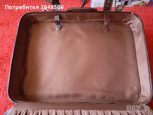 Продавам куфар от естествена кожа , изключително запазен. Размери 55,5 /42,5/ 17см., снимка 8 - Куфари - 49225480